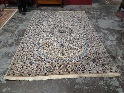 9 · RUG