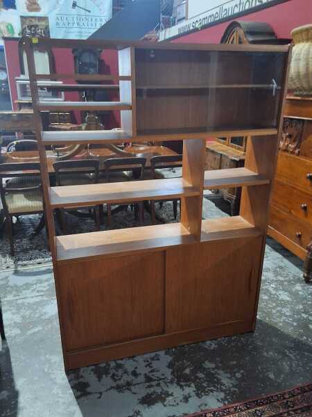 WALL UNIT