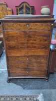 SECRETAIRE