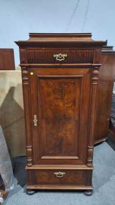 Pier Cabinet