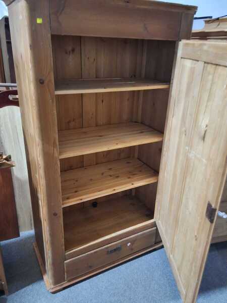 LINEN CUPBOARD