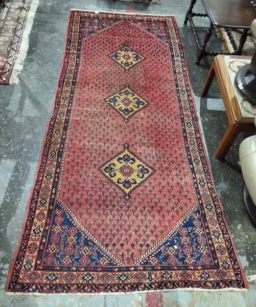 HALL RUG
