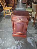 BEDSIDE CABINET