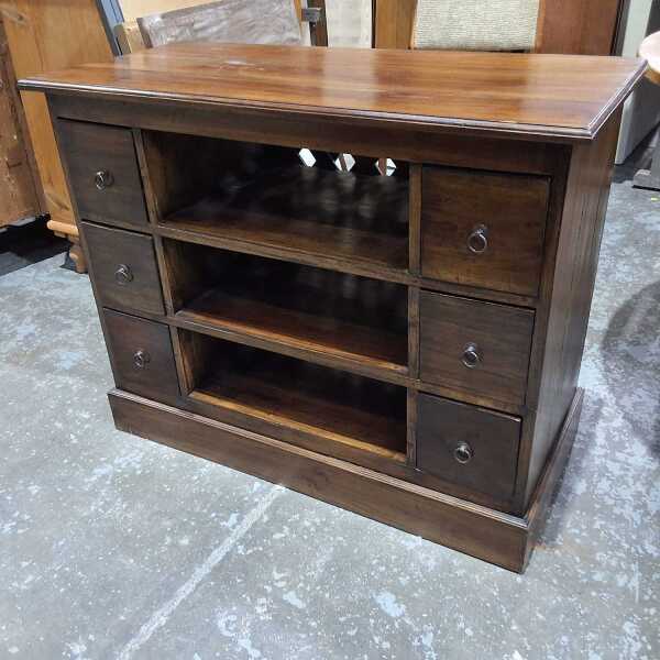 ENTERTAINMENT CABINET