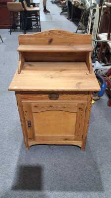 107 · SIDE CABINET