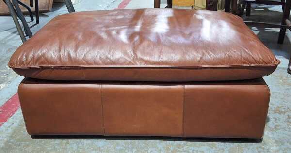 MORAN OTTOMAN