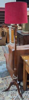 117 · FLOOR LAMP