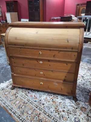 131 · CYLINDER TOP DESK