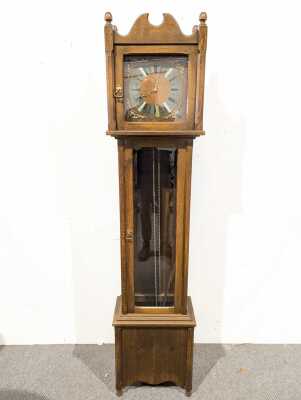 186 · GRANDMOTHER CLOCK
