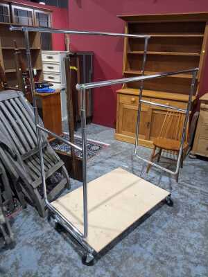 297 · CLOTHES RACK