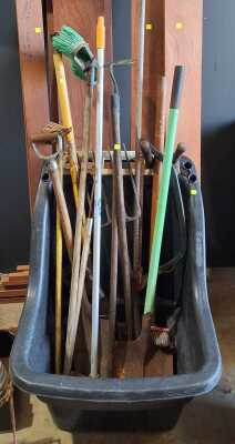 434 · GARDENERS LOT