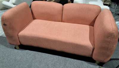 478 · MODERN LOUNGE