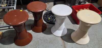 485 · CAROMA STOOLS