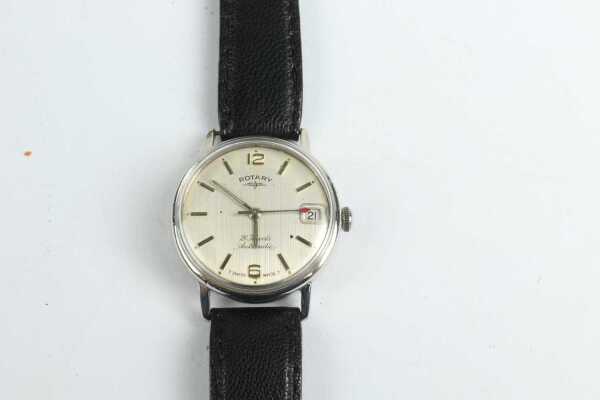 WRIST WATCH