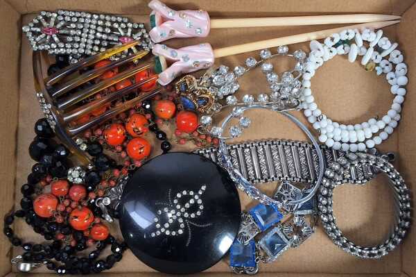 JEWELLERY