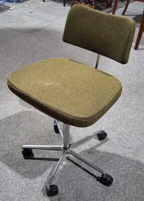 Swivel Desk Chair