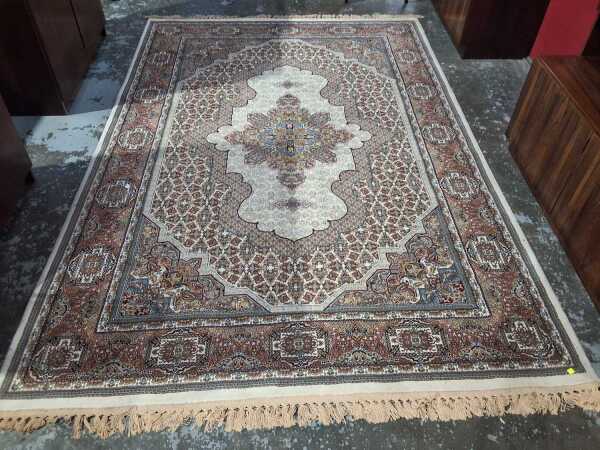RUG