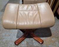 FOOTSTOOL