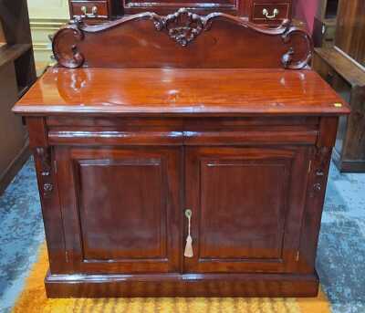 129 · CHIFFONIER