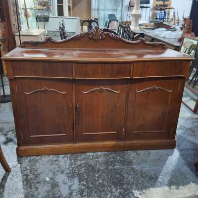 Sideboard