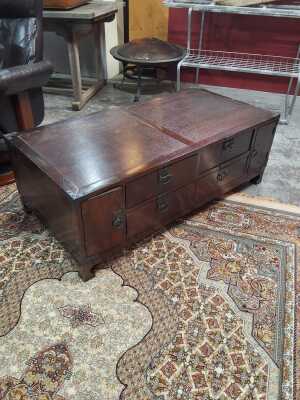 356 · COFFEE TABLE