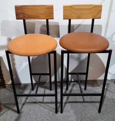 404 · BAR STOOLS
