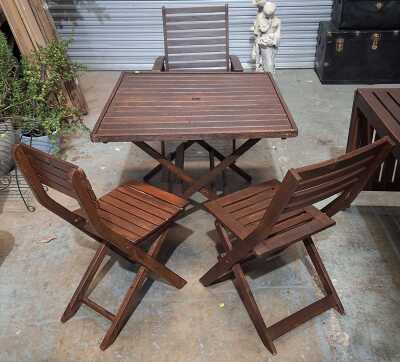 Outdoor Setting