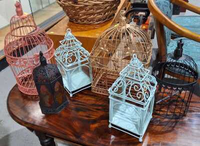 424 · BIRD CAGES