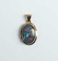 OPAL PENDANT