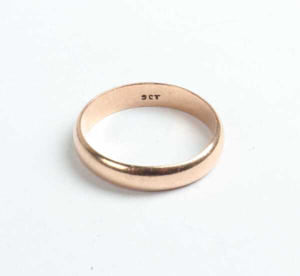 GOLD RING