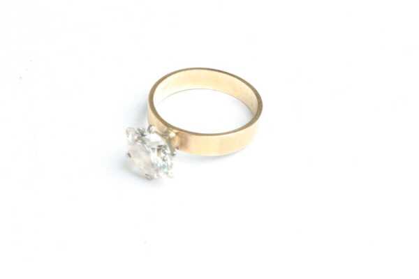 GOLD RING