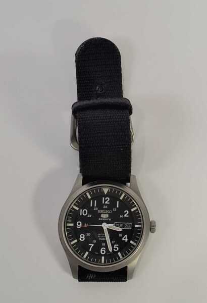 WRISTWATCH