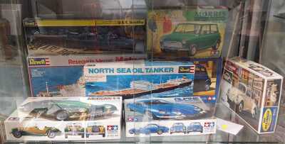 Model Car & Ship Kits