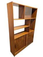 ROOM DIVIDER - 2