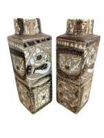 PAIR OF VASES - 2