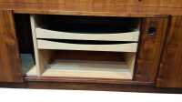 WALL UNIT - 4