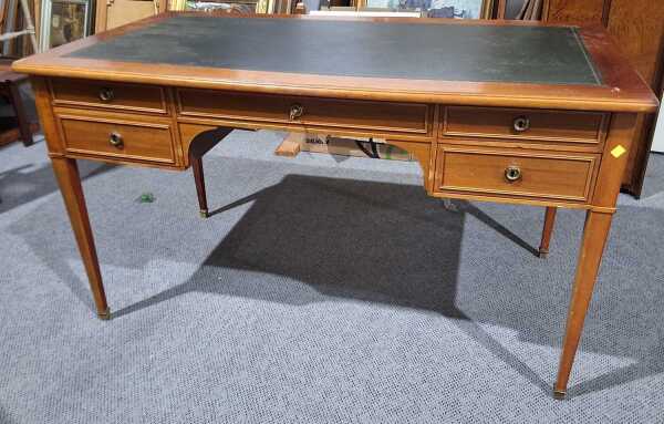 WRITING DESK