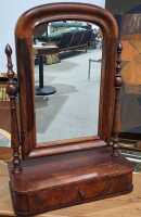 VANITY MIRROR