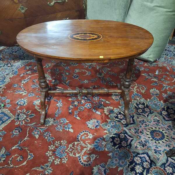 SOFA TABLE