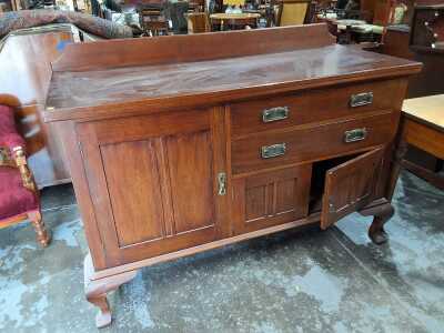 Sideboard