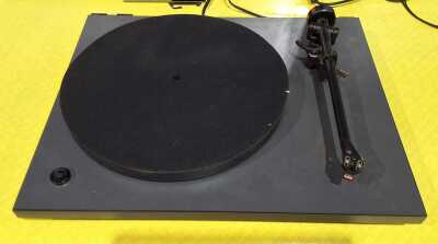 Nad Turntable