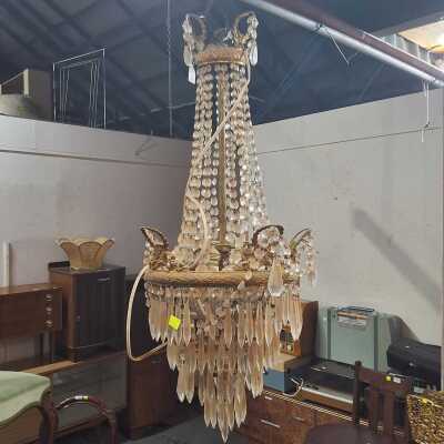 Chandelier