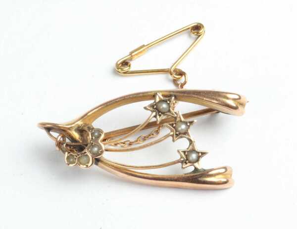 GOLD BROOCH