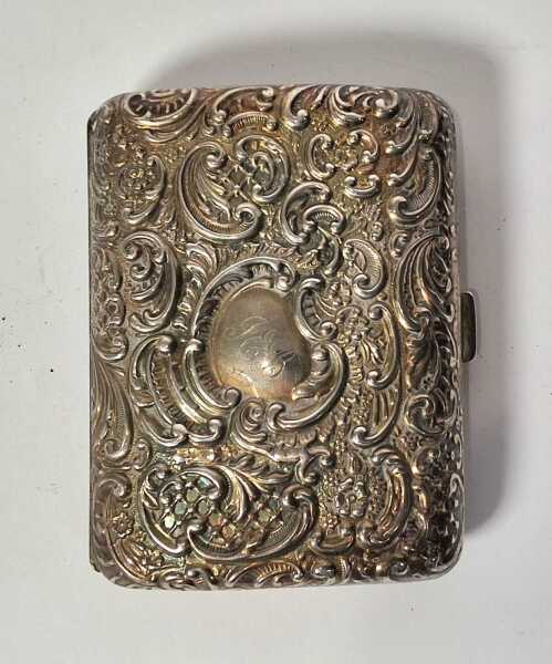 CIGARETTE CASE