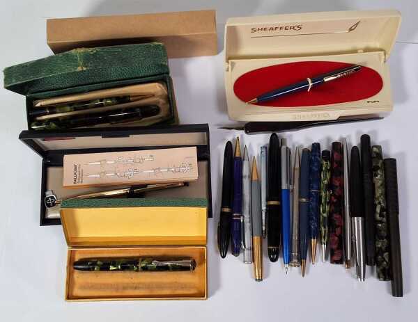 WRITING COLLECTABLES