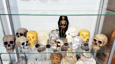Skulls!