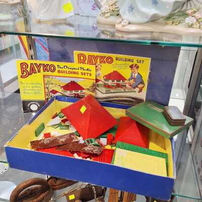 Bayko Building Set