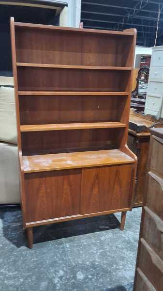 BOOKSHELF
