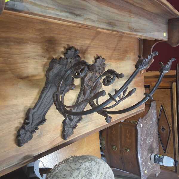 WALL SCONCES