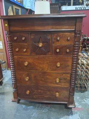CHEST OF DRAWERS